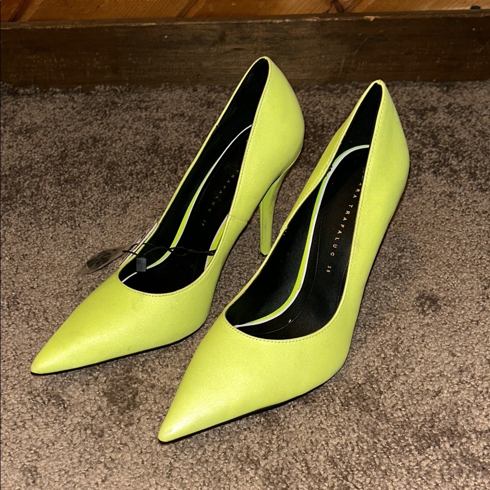 Zara Neon Lime Pointed Toe Stiletto Pumps